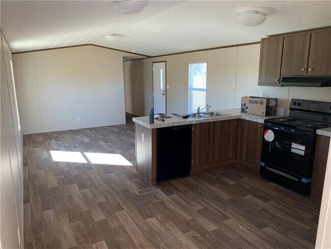 Building Photo - 2797 TX-21
