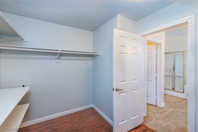 Building Photo - 992 Leadville Meadows Dr
