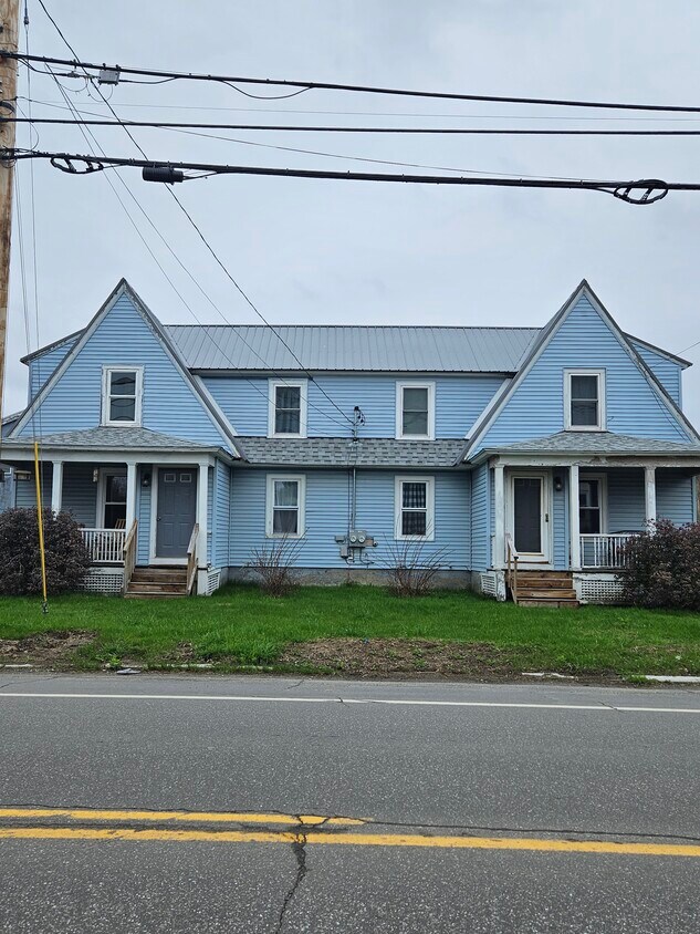 Primary Photo - 1011 Main St