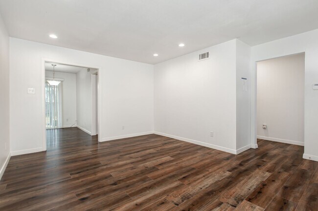 Foto del edificio - 3 bedroom, 2 bath in Mesquite Tx