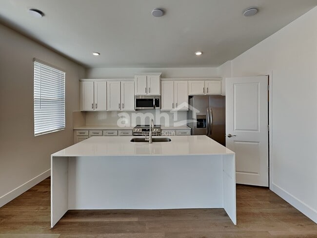 Building Photo - 6461 E Paseo Baranda