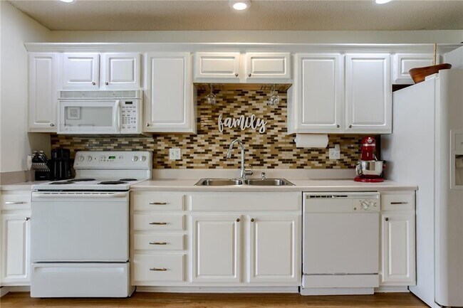 Foto del edificio - 2157 SW Rambling Vine Rd