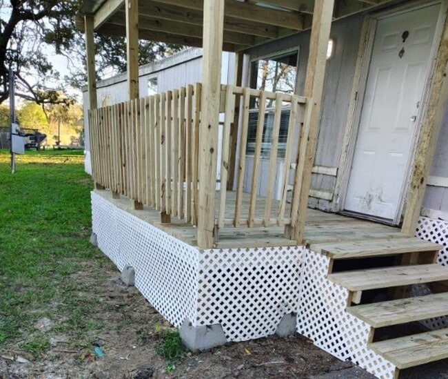 Building Photo - 775 Steele Rd