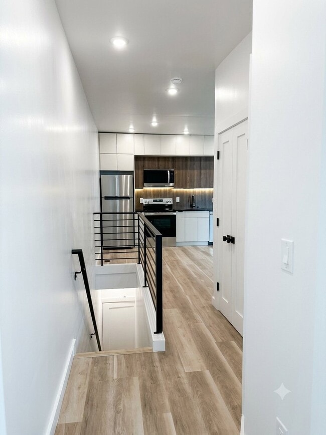 Photo - 2130 Tasker St (Philadelphia, PA) Apartment