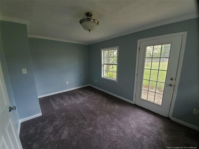 Foto del edificio - 4075 Dudley Rd