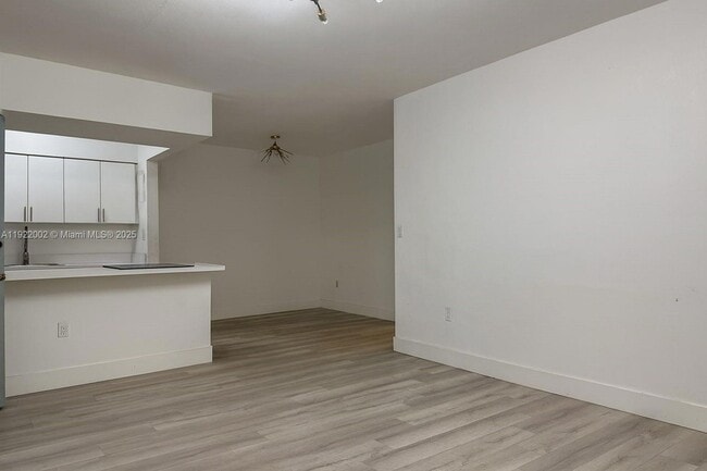 Photo - 10190 E Bay Harbor Dr Apartment