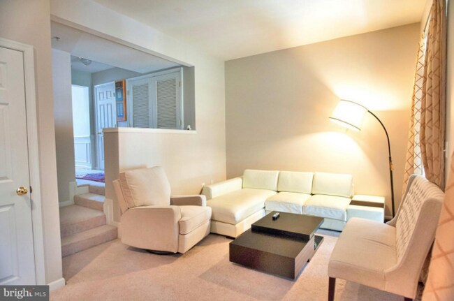 Photo - 6419 Nice Pl Townhome