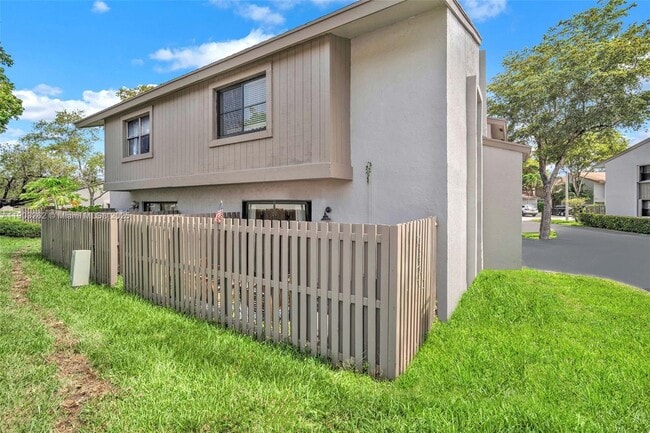 Foto del edificio - 10611 SW 113th Pl