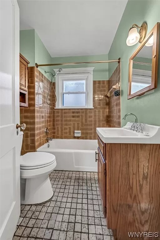 Foto del edificio - 66 Niagara Falls Blvd