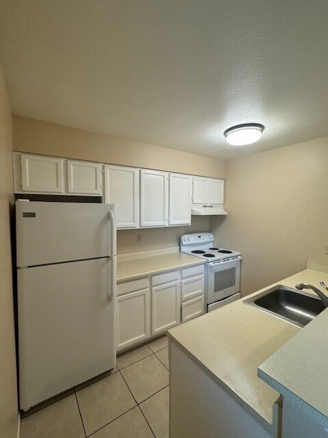 Foto del edificio - 2227 Arapahoe Ave