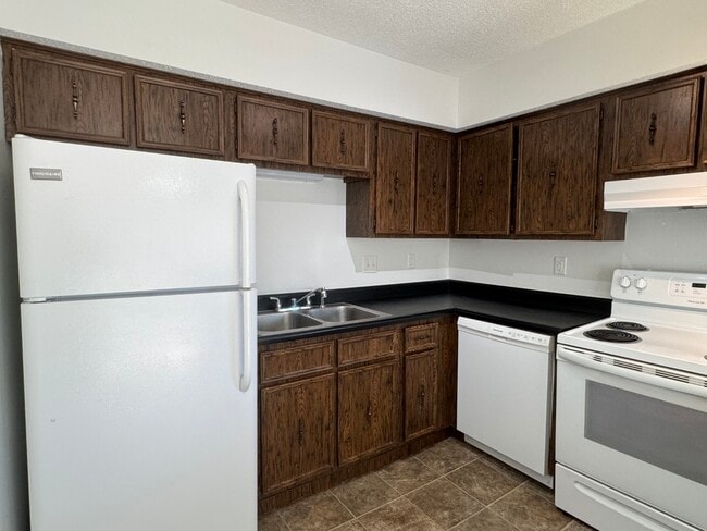 Building Photo - 3475 Winston Dr