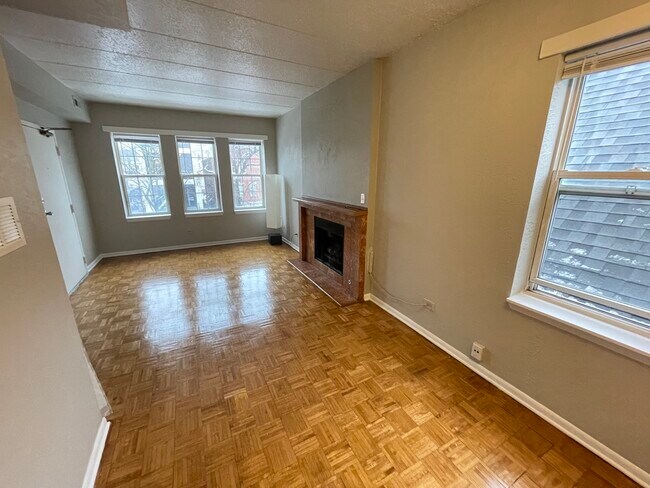 Building Photo - 1438 N Campbell Ave