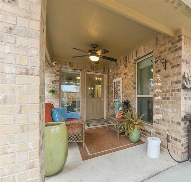 Foto del edificio - 24627 Bardona Way