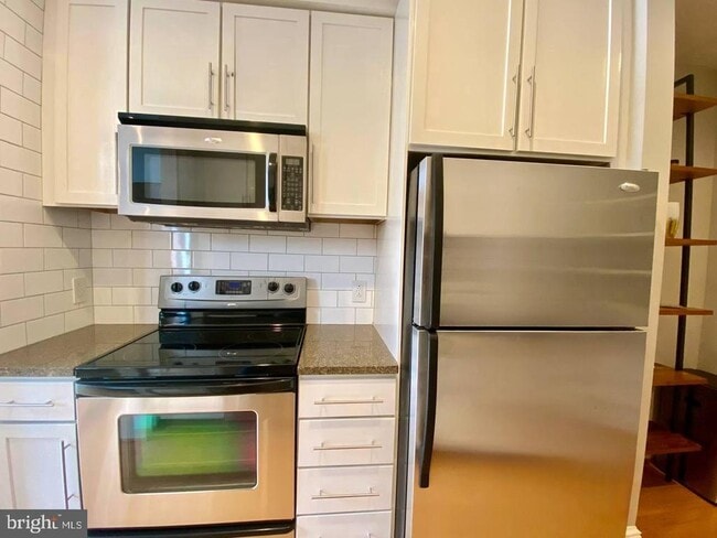 Foto del edificio - 2035 2nd St NW