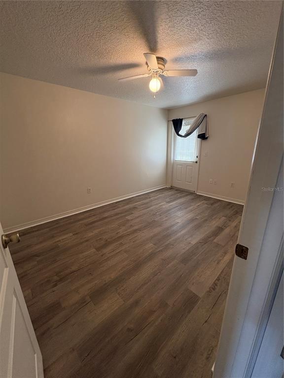 Foto del edificio - 99 Fieldstone Ln