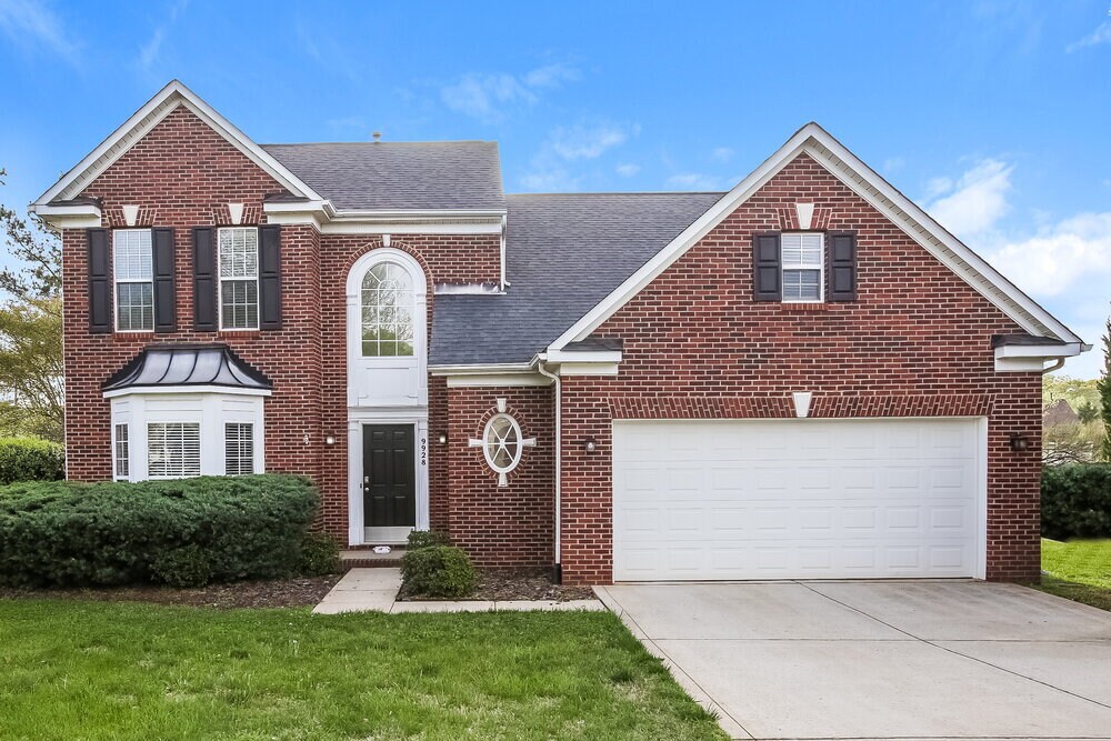 Foto principal - 9928 Spring Park Dr