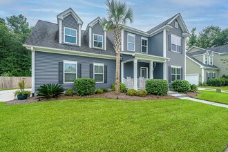 Building Photo - 2808 Ortega Dr