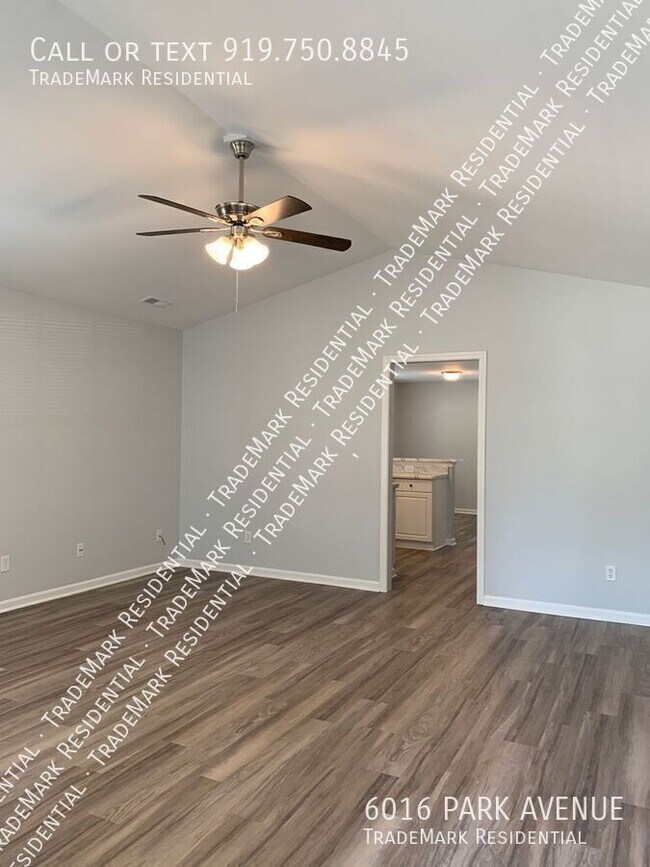 Foto del edificio - 6016 Park Ave