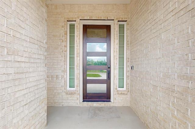Building Photo - 521 Fenwick Dr