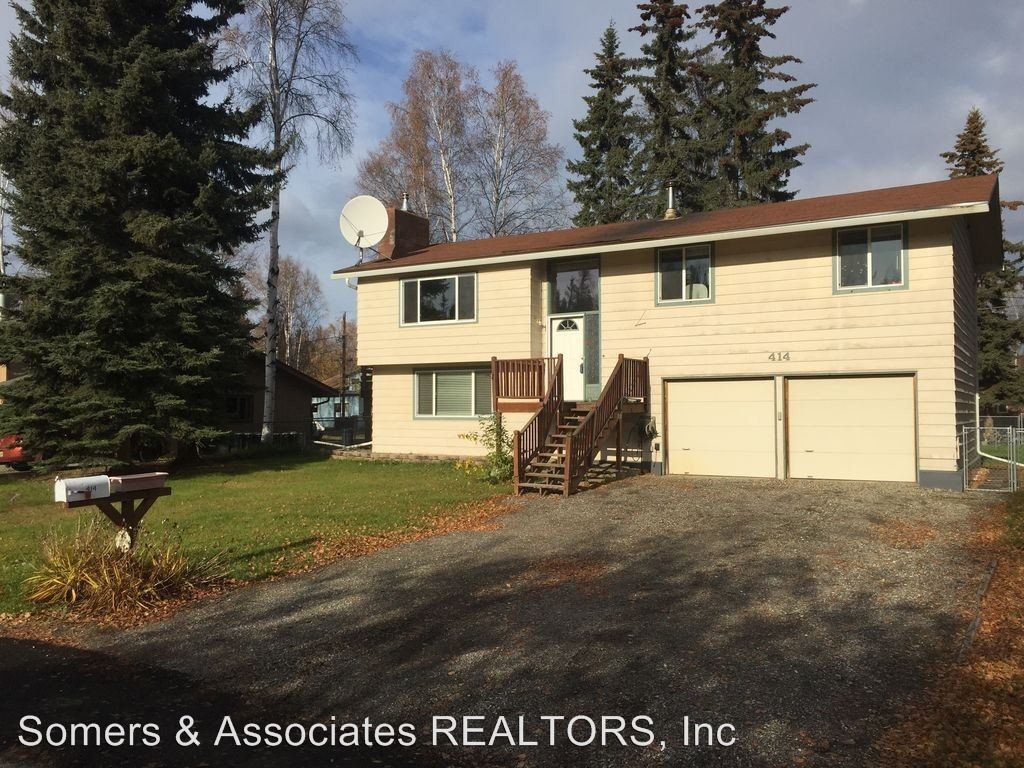 Primary Photo - 4 br, 2 bath House - 414 Lignite Ave