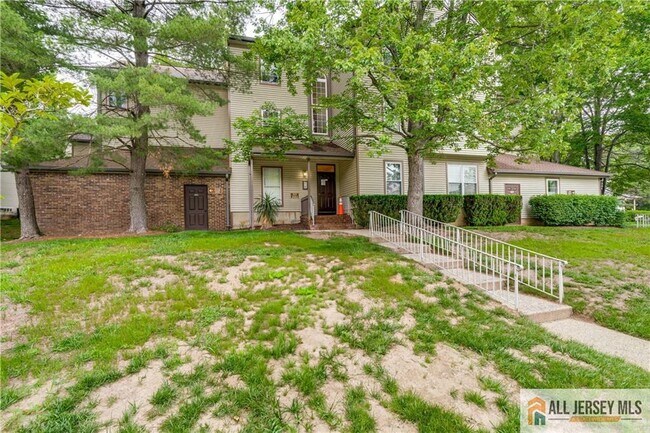 Foto del edificio - 3113 Cypress Ct