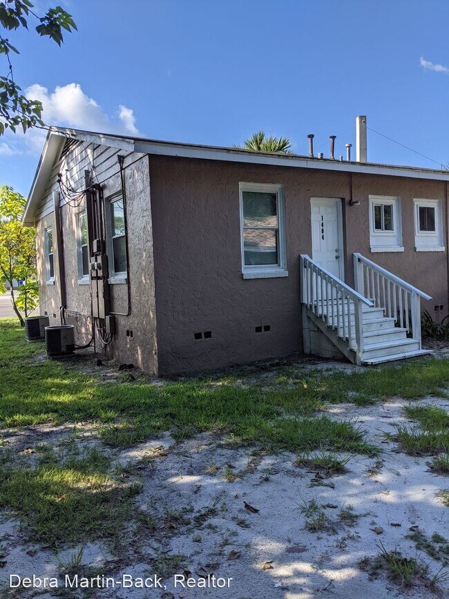Building Photo - 2 br, 1 bath House - 1404 E University Ave