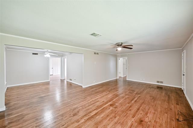 Foto del edificio - 217 E Hird St