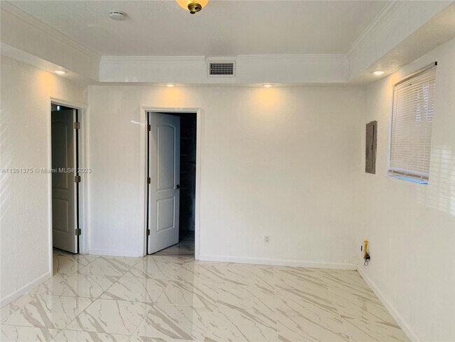 Building Photo - 1079 NW 112th Terrace