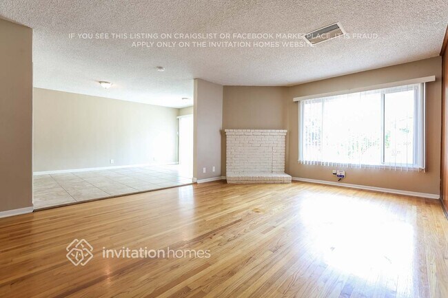 Foto del edificio - 15040 Valerio St