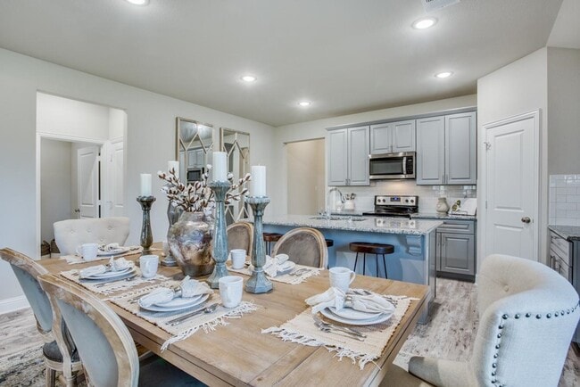 Foto del edificio - 2103 Silsbee Ct