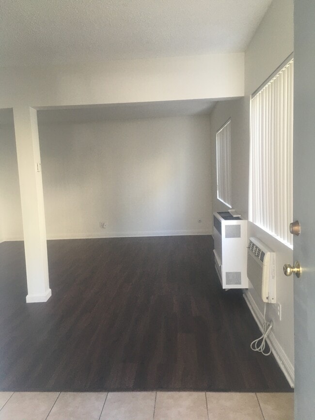 Foto principal - 545 W Doran St