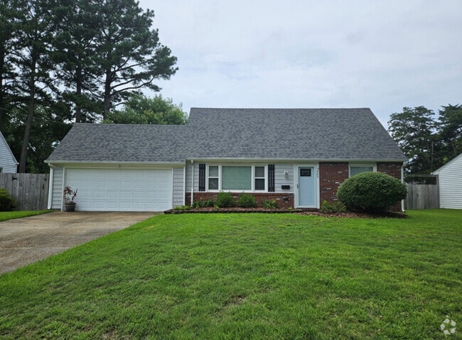 Building Photo - 425 Pallets Rd