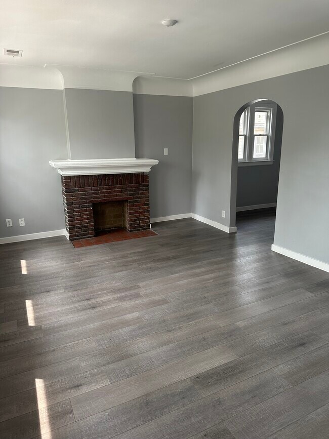 12759 Santa Rosa Dr, Detroit, MI 48238 Apartments in Detroit, MI