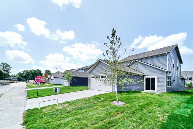 Building Photo - Brand New 4BD/2.5BA with primary on main level in Fortville!