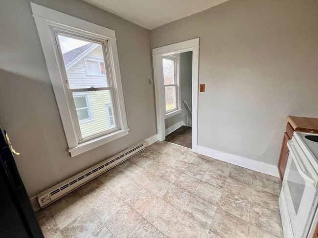 Photo - 210 Penn Ave Apartment