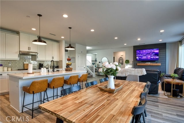 Building Photo - 14144 Versilla Dr