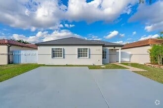 Building Photo - 14755 SW 82nd Terrace
