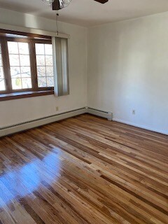 Foto principal - 227 Bement Ave