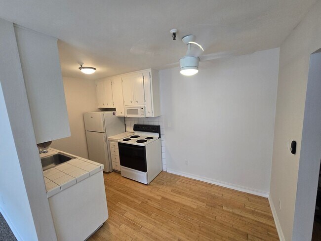 Foto del edificio - 4730 Noyes St