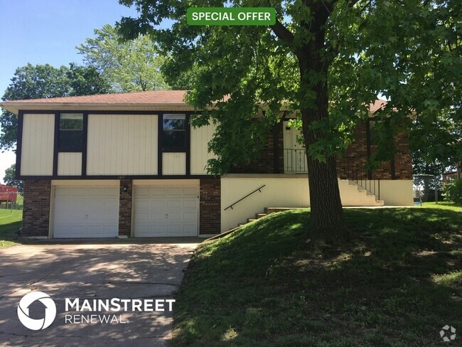 Building Photo - 1417 N Millburn Ave