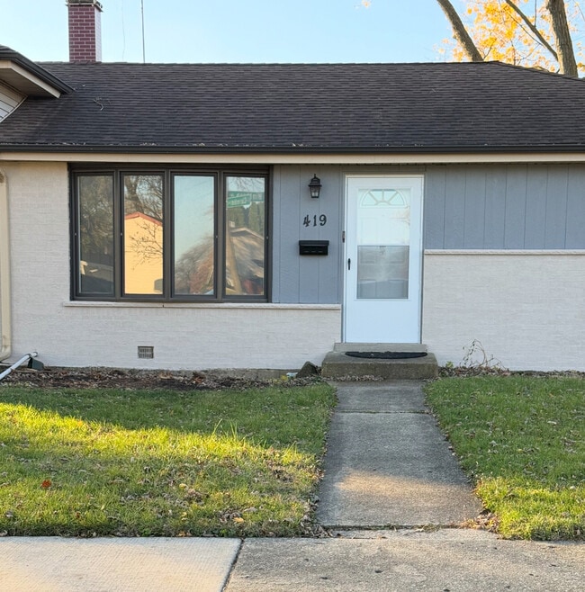 Building Photo - 419 Winthrop Ave