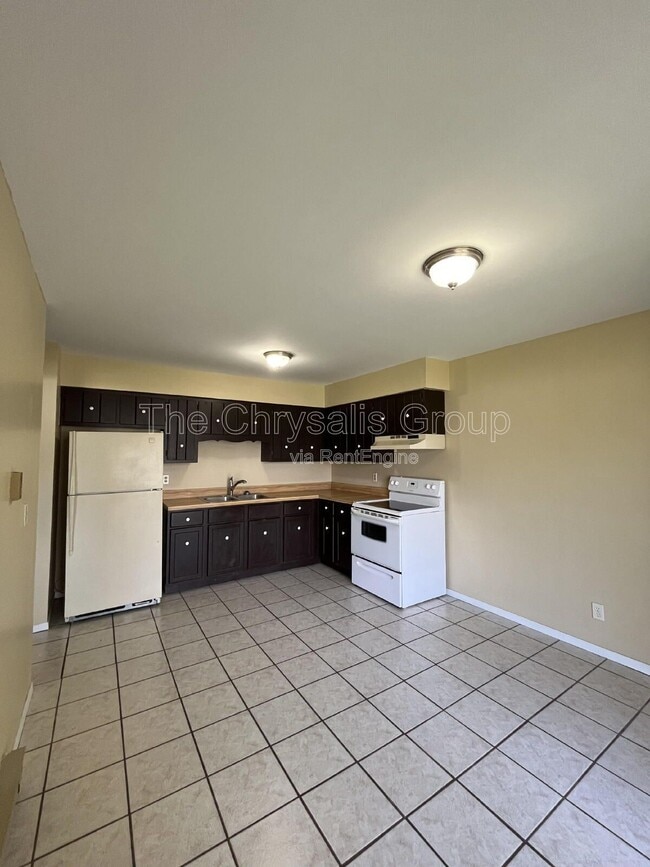 Foto del edificio - 424 Heritage Ln