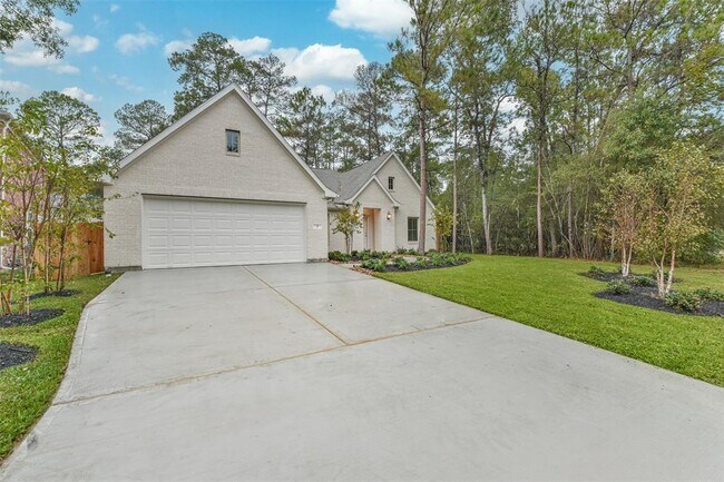 Building Photo - 2 E Trillium Cir