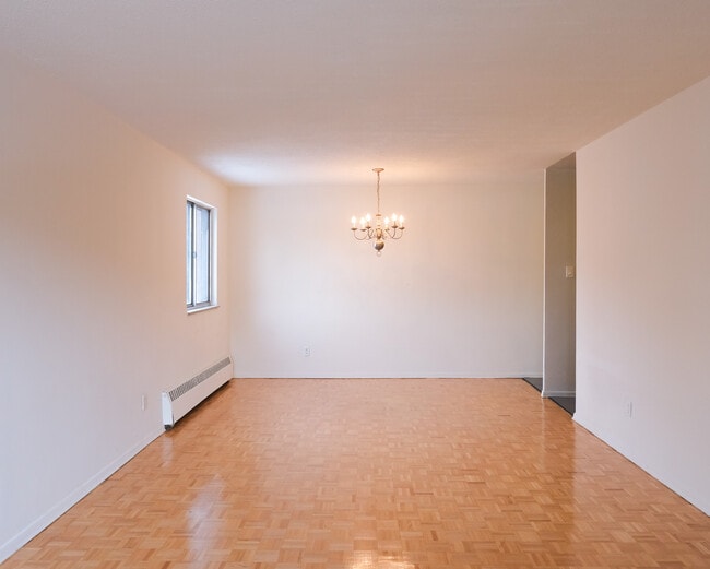 Building Photo - Cedar Hill Apartments