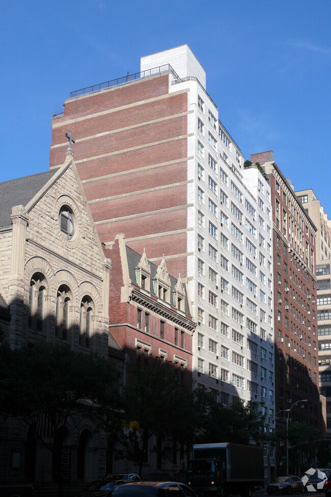 View from the east - Convention Overlook