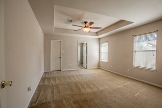 Building Photo - 21547 Sullivan Forest Dr