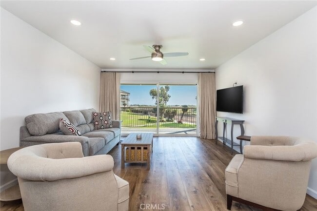 Foto del edificio - 645 Sunfish Way