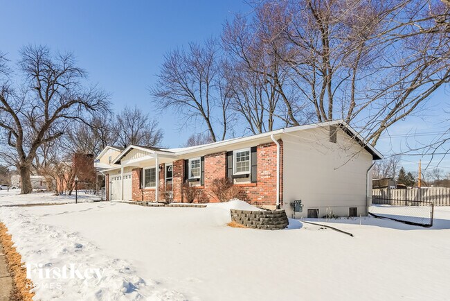 Foto del edificio - 105 Briarcliff Dr