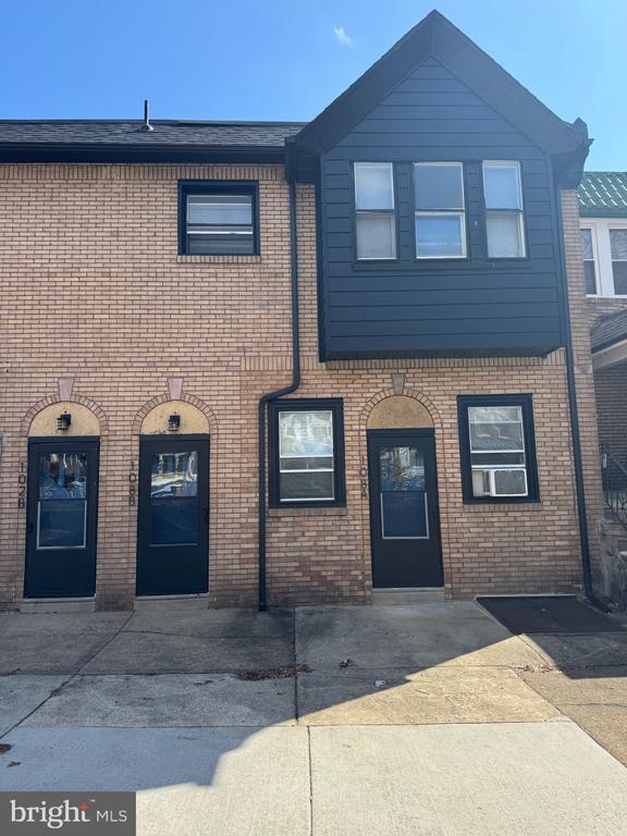 Foto principal - 102-8 W Sedgwick St