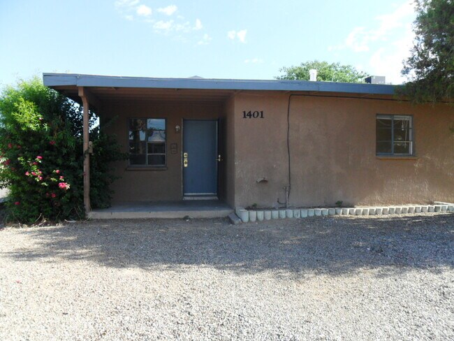 Foto del edificio - 1401 E Lee St